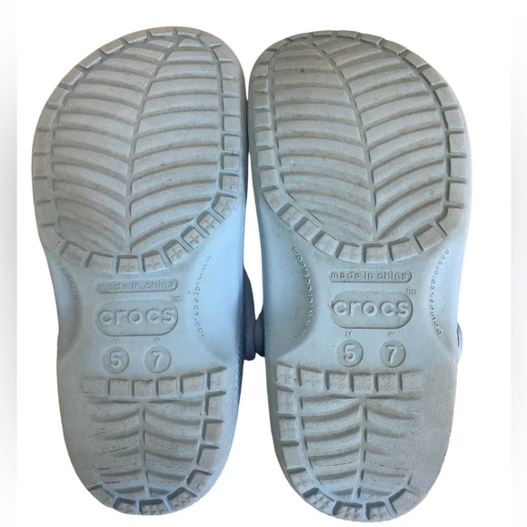 Crocs Women's size 7 Blue water sandal shoe men’s size 5 clog casual slip on - Picture 3 of 9